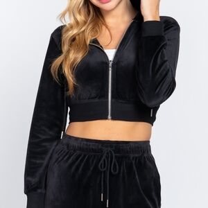 𝅺BLACK Cropped Velour Hoodie Sweatshirt